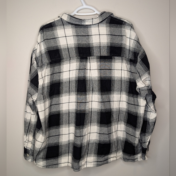 Old Navy The Boyfriend Shirt Black White Cotton Flannel Plaid Top Women's XXL - Picture 3 of 9